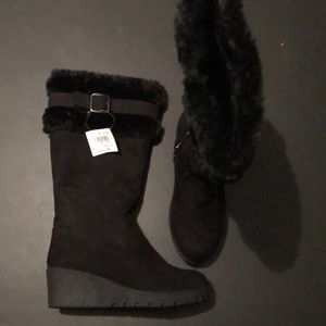American Eagle boots